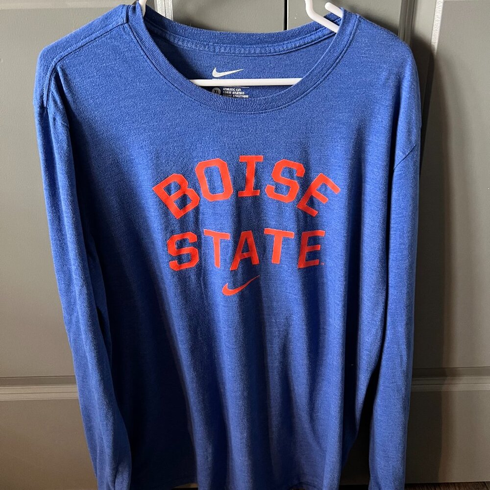 Boise State Long Sleeve XL Athletic Cut Nike Tee Shirt
